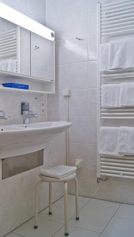 Hotel Zum Kranz Garni Bad Rippoldsau Pokoj fotografie