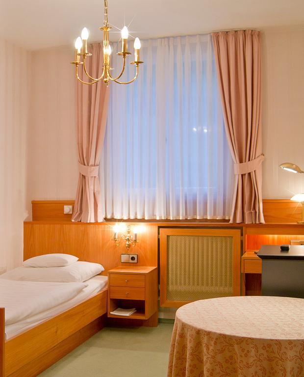 Hotel Zum Kranz Garni Bad Rippoldsau Pokoj fotografie